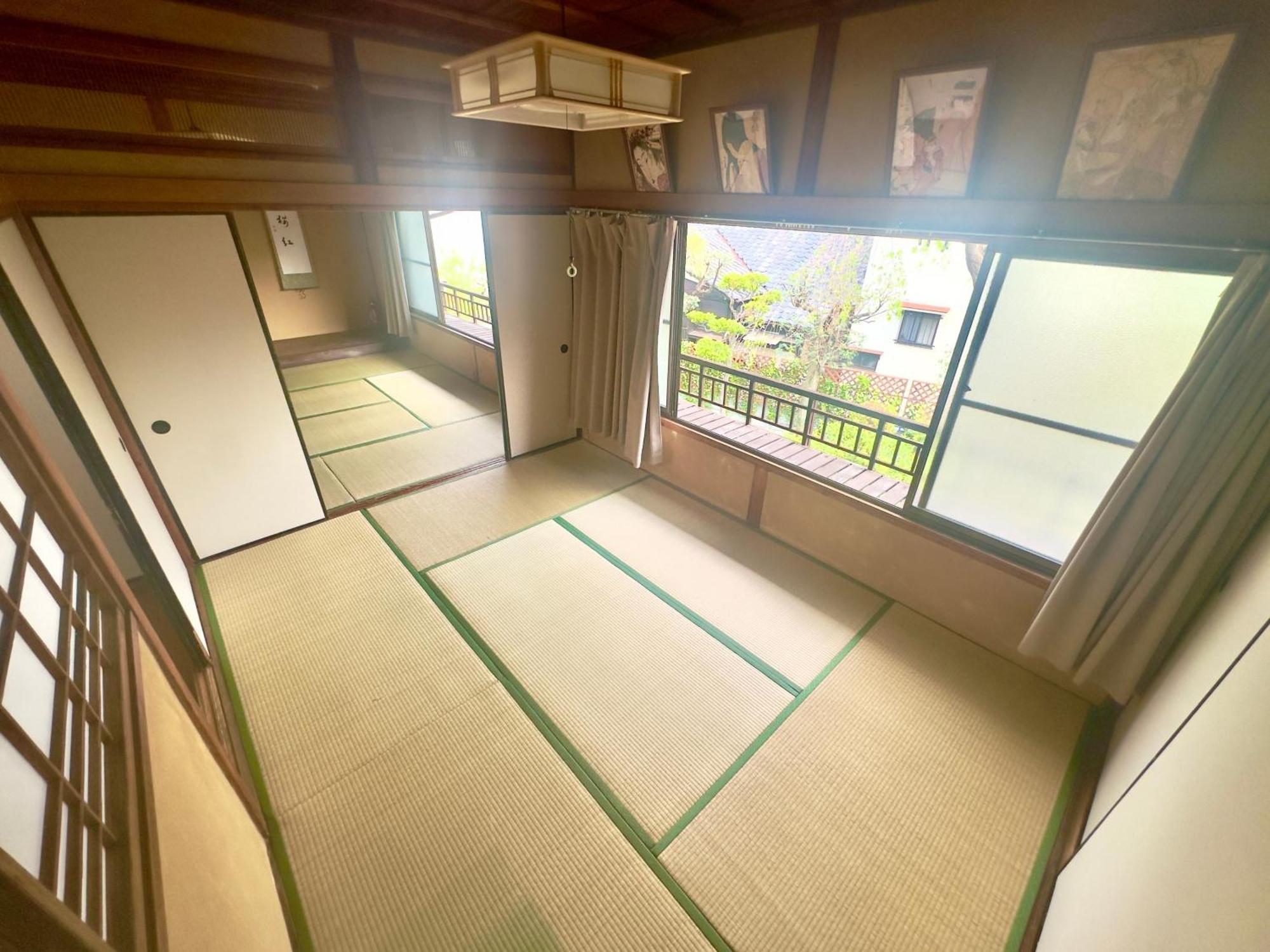 Family Or Business Travel 20 Percent Off丨200 Sqm 丨 14 Min To Shinjuku 丨century-old Japanese Garden 丨3 Parking Spaces丨4 Bedrooms Villa